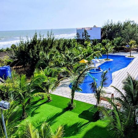 Oceanward Hotel & Resort Long Hai Bagian luar foto