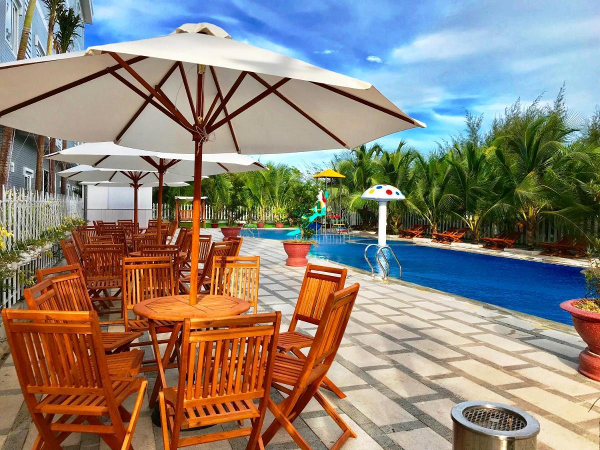 Oceanward Hotel & Resort Long Hai Bagian luar foto