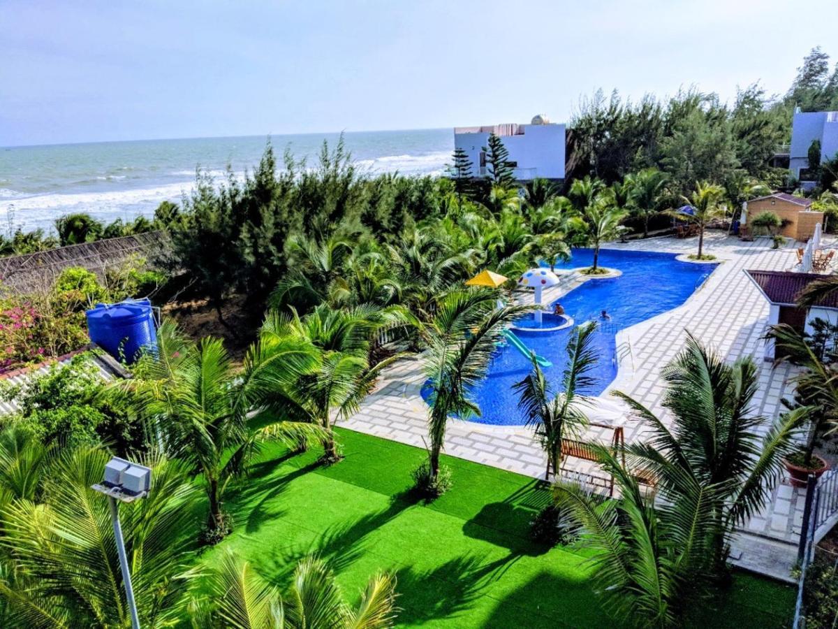 Oceanward Hotel & Resort Long Hai Bagian luar foto