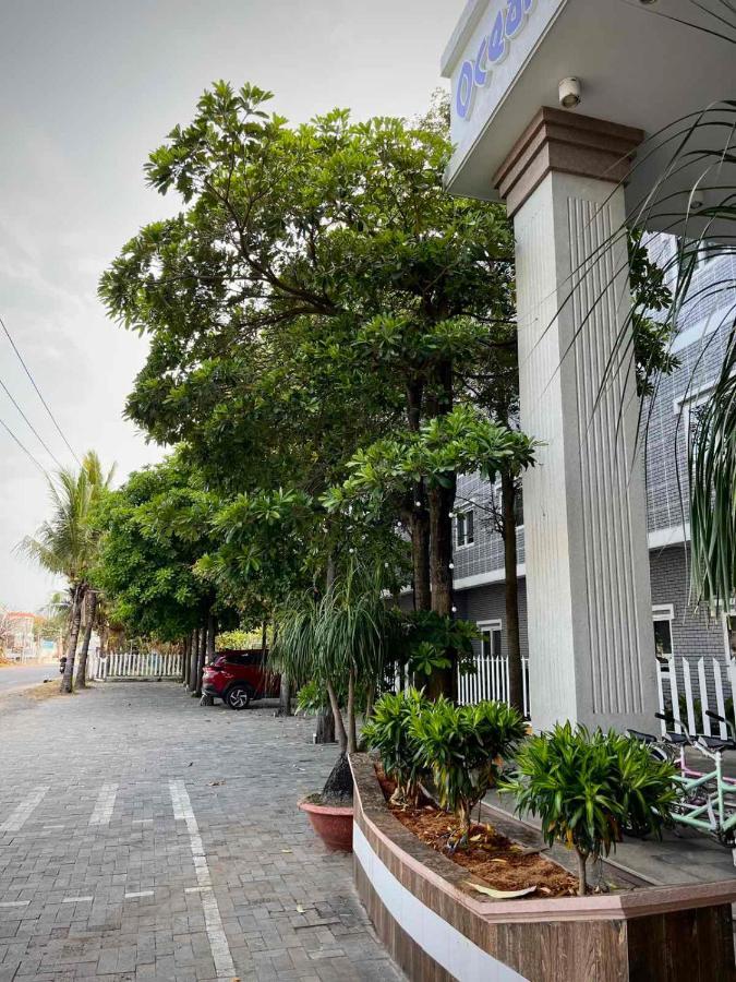 Oceanward Hotel & Resort Long Hai Bagian luar foto